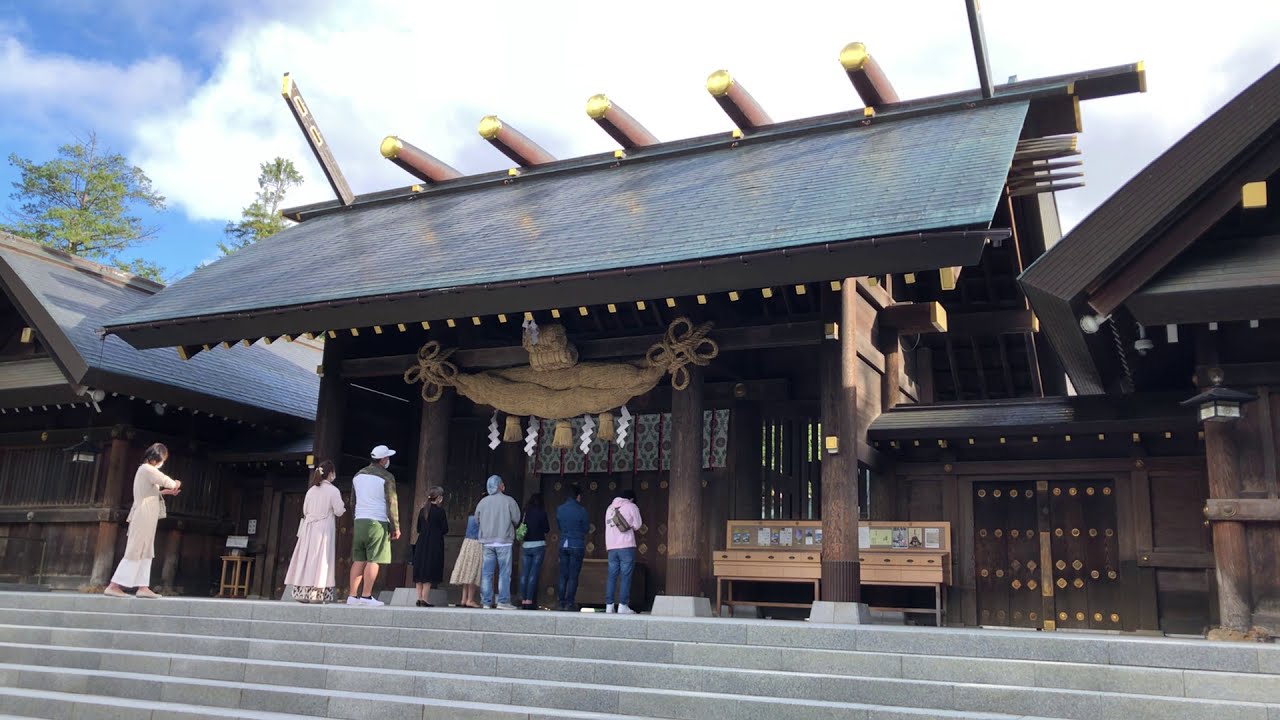 Embark on an enchanting walking tour to the revered Hokkaido Shrine.