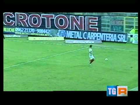 Crotone -  ASCOLI   1-2  17-012-2011  serie B 2011-2012