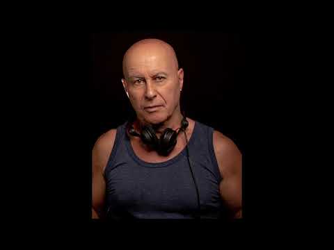 GRAHAM GOLD LIVE AT HOLLYSTONE AUG 2019