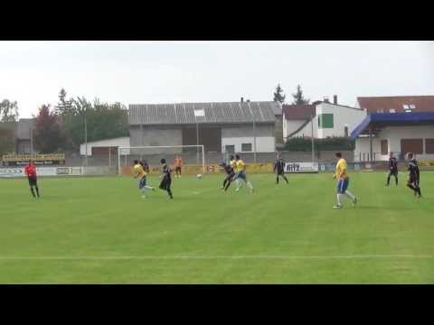 Orhan Tekten bombt in der 9.Minute das 0:1 für Neufeld