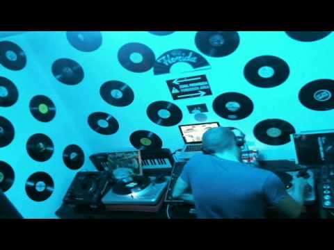 D-BYZE TECHNO PODCAST 002 ABRIL 2014