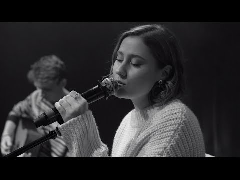 Sweater Weather - The Neighbourhood (cover by Aleksandra Smerechańska)