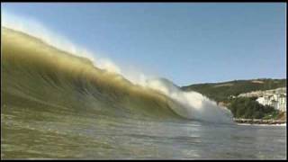 preview picture of video 'Sesimbra Surf numa praia sem ondas'