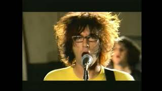 Motion City Soundtrack - The Future Freaks Me Out (Official Music Video) HQ