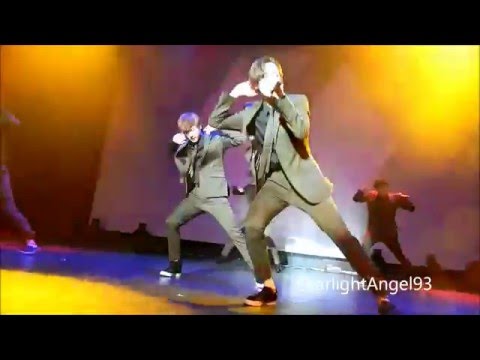 160405 Teen Top Warning Sign - Red Point in Chicago