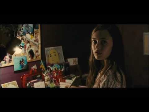 Intruders (Spanish Trailer)