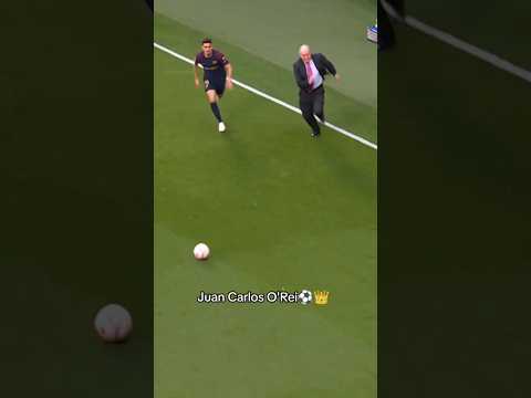 🏃🏻‍♂️💨👑 Qué carrera y Celebración de Don Juan Carlos I!#juancarlos #goal #realmadrid #fcbarcelona