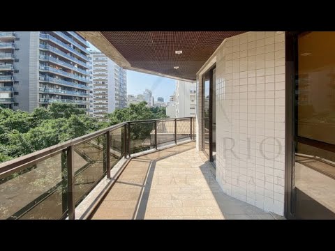 W04.087 - Apartamento reformado em Ipanema