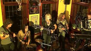 Blame Sally   ( Fillmore Street)  spielte im Moist-Corner in Suhl.