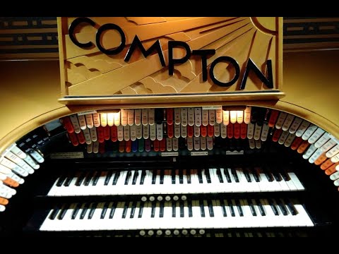 BILL HENSON MAW - "QUICKSTEP MEDLEY" - LOUTH TOWN HALL COMPTON THEATRE ORGAN *****