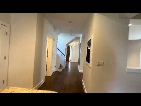OAKLEY - Stunning executive tudor property video