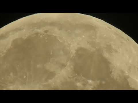 The First Time I Zoomed To The Moon. I Was In Awe!