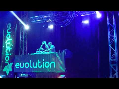 Evolution 2011, Norin & Rad playing Anhken - If Not Me (Norin & Rad Mix)