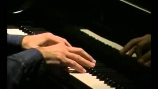 Kata Tjuta -impro by Mark Atkins (didjeridu) and Romano Crivici (piano).