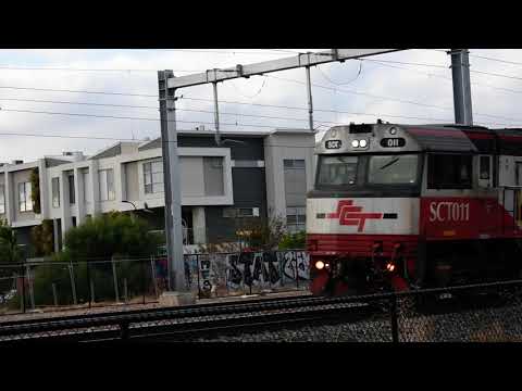 Freight Train (6MP9)