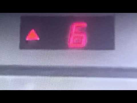 The Awesome Fast Fomer US/Montgomery Traction Elevators at Hilton Kansas City Airport 