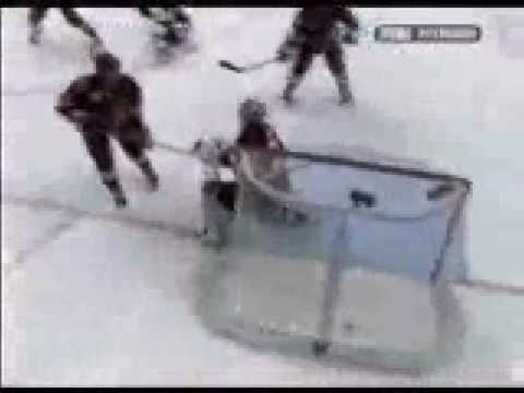 Amazing Sidney Crosby Backhand Goal 1-27-06 Pittsburgh Penguins vs. Phoenix Coyotes