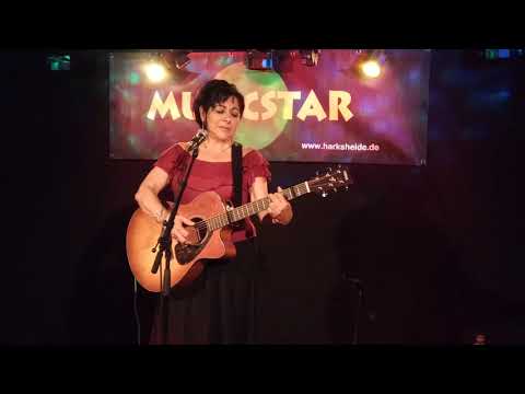 Tish Hinojosa - Cobblestones  , live in Norderstedt