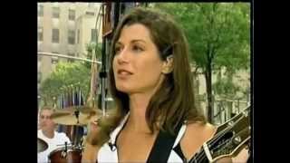 Today show AMY GRANT sing SIMPLE THINGS 2003