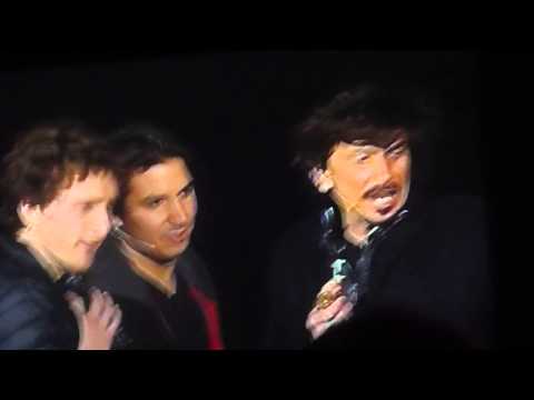 jeremy ferrari, batiste lecaplain et arnaud de tsamere fin du spectacle