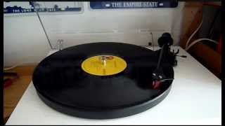 Pro-Ject Debut Carbon. Standing In The Rain - James Gang (Tommy Bolin)