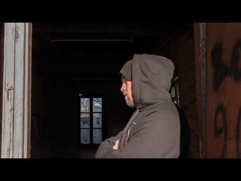 14. Pluto - Chwile Tragiczne | Prod. Spankhouz