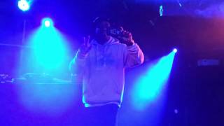Devin The Dude - Filming the crowd during "We high right now"