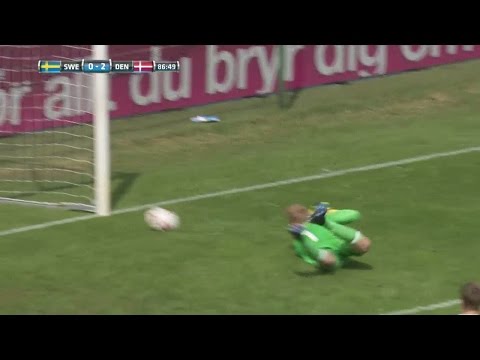 Erlandsson med svagt ingripande - 2-0 till Danmark - TV4 Sport