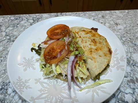 Quesadilla de Rajas con Queso