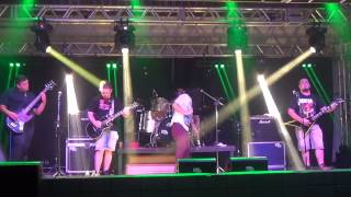 preview picture of video 'Banda KM 215 - 4º Angatuba In Metal Festival'
