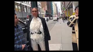 R’BONNEY MISS   UNIVERSE|| SELFIES WITH FANS IN NEW YORK!!!!
