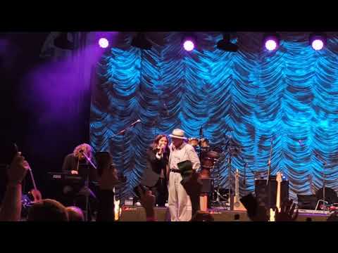 Anna K. feat. Jaroslav Uhlíř - Prokřehlá LIVE (Letní parket Výrava, 4.9.2021)