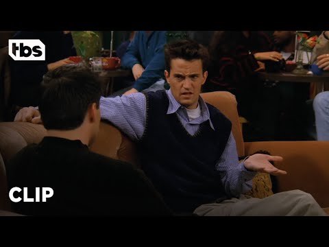 經典美劇《Friends 六人行》錢德與喬伊愛上同一人Chandler and Joey Date the Same Girl (Season 3 Clip) | TBS
