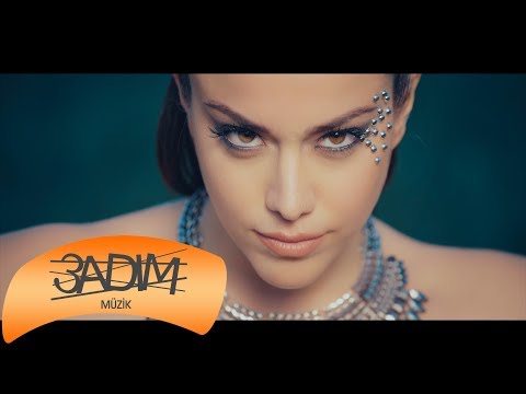İshak feat. Cemre - San Diego ( Official Video )
