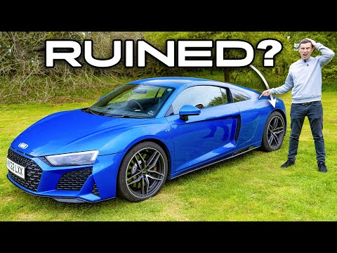 Audi R8 RWD review - why it's the best but also worst!