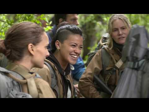 Cast Featurette
