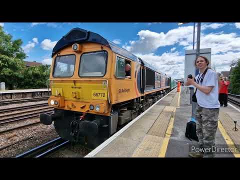 Super Saturday at Tonbridge! Class 66 freight, engineers, aviation fuel tanks, unit drag - June 2023