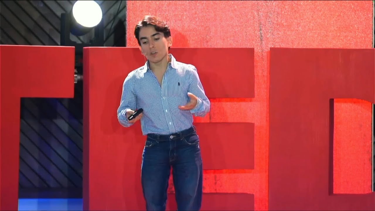 La dignidad no tiene talla | Carlos Eduardo Zacu | TEDxTecdeMty