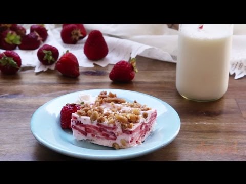 download lagu mp3 mp4 Frozen Strawberry Recipes, download lagu Frozen Strawberry Recipes gratis, unduh video klip Frozen Strawberry Recipes