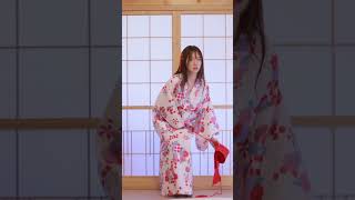 Gái xinh mặc bikini  màu da trơn vậy đẹp chưa p69?