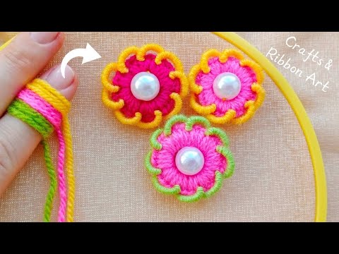 It's so Cute 💖🌟 Super Easy Woolen Flower Making Trick with Finger - You will Love It !! DIY Flowers