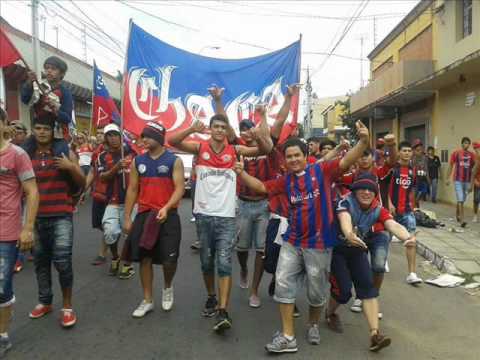 "CERRO vaya al frente siempre  hasta el final (CERRO EN HD 2015)" Barra: La Plaza y Comando • Club: Cerro Porteño • País: Paraguay