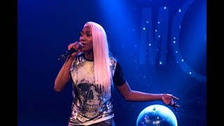 AYA NAKAMURA : &quot;Comportement&quot; @First Mike Radio Show