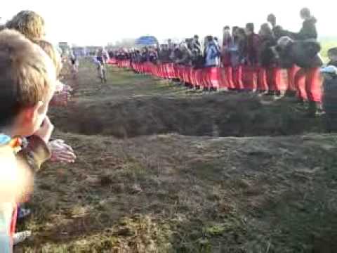 Cyclocross Niel; Tom meeusen springt over beek