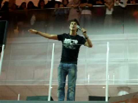 Kevin Borg - I believe I can fly