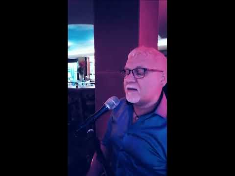 Eleanor Rigby - Beatles Live cover by Andre De Palma