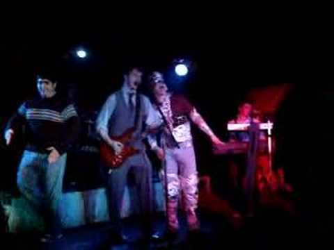 The Frontier Brothers - I'm in Love with a Robot (Live)