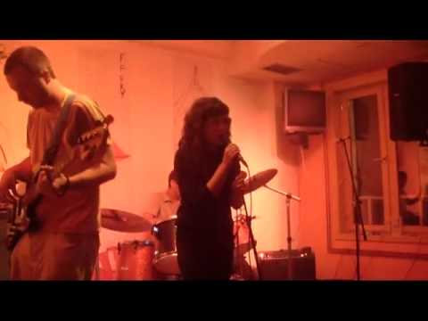 Nikad Spremni-Live in Haustor