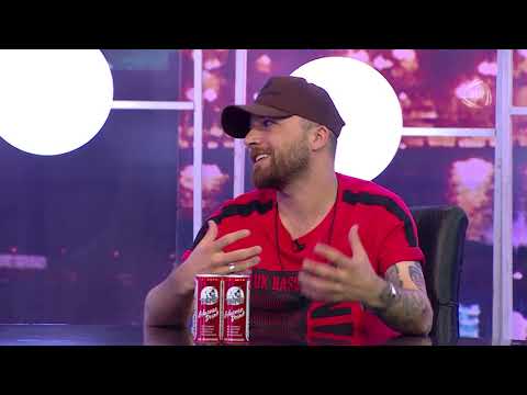 Aslıxan "onları" yıxıb sürüdü (ÜÇÜMÜZ)