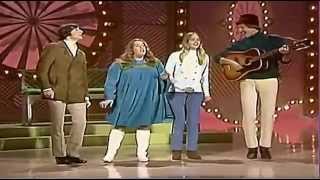 The Mamas &amp; The Papas   Dancing In The Street